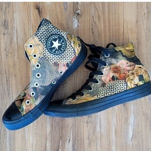 Great used condition Unique Converse